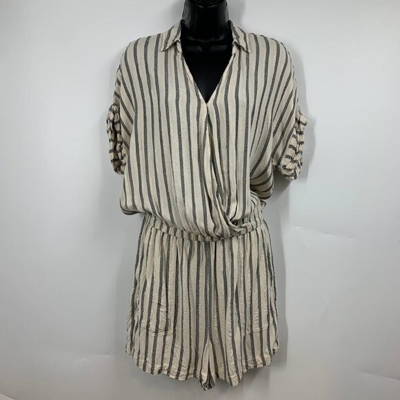 Lou & Grey Women's Striped Rayon Relaxed Short Sleeve Romper Size XS - Picture 1 of 14